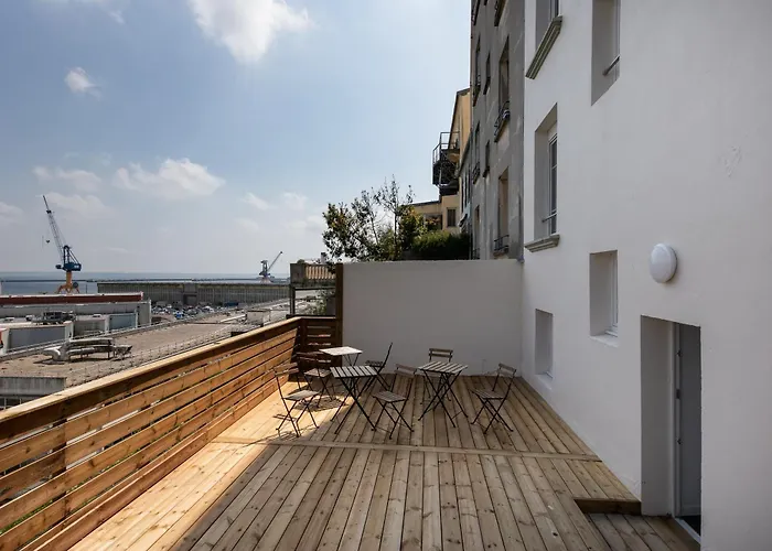 A Dreuz Апартаменты